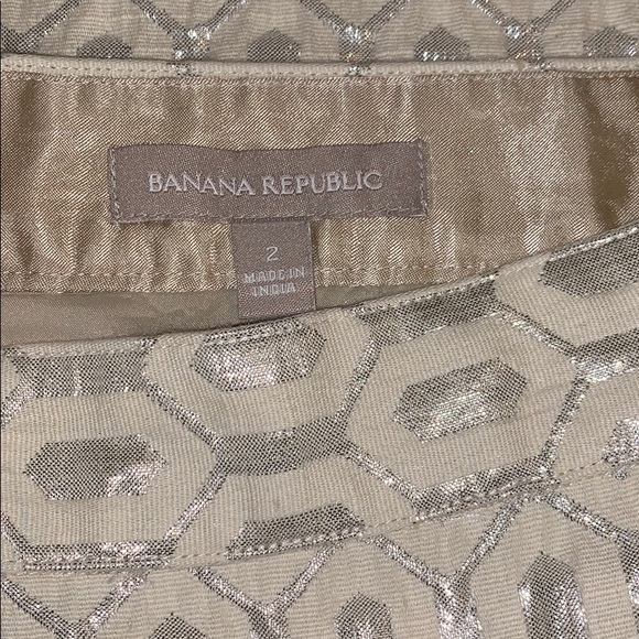 Banana republic cream and silver skirt - Picture 3 of 4